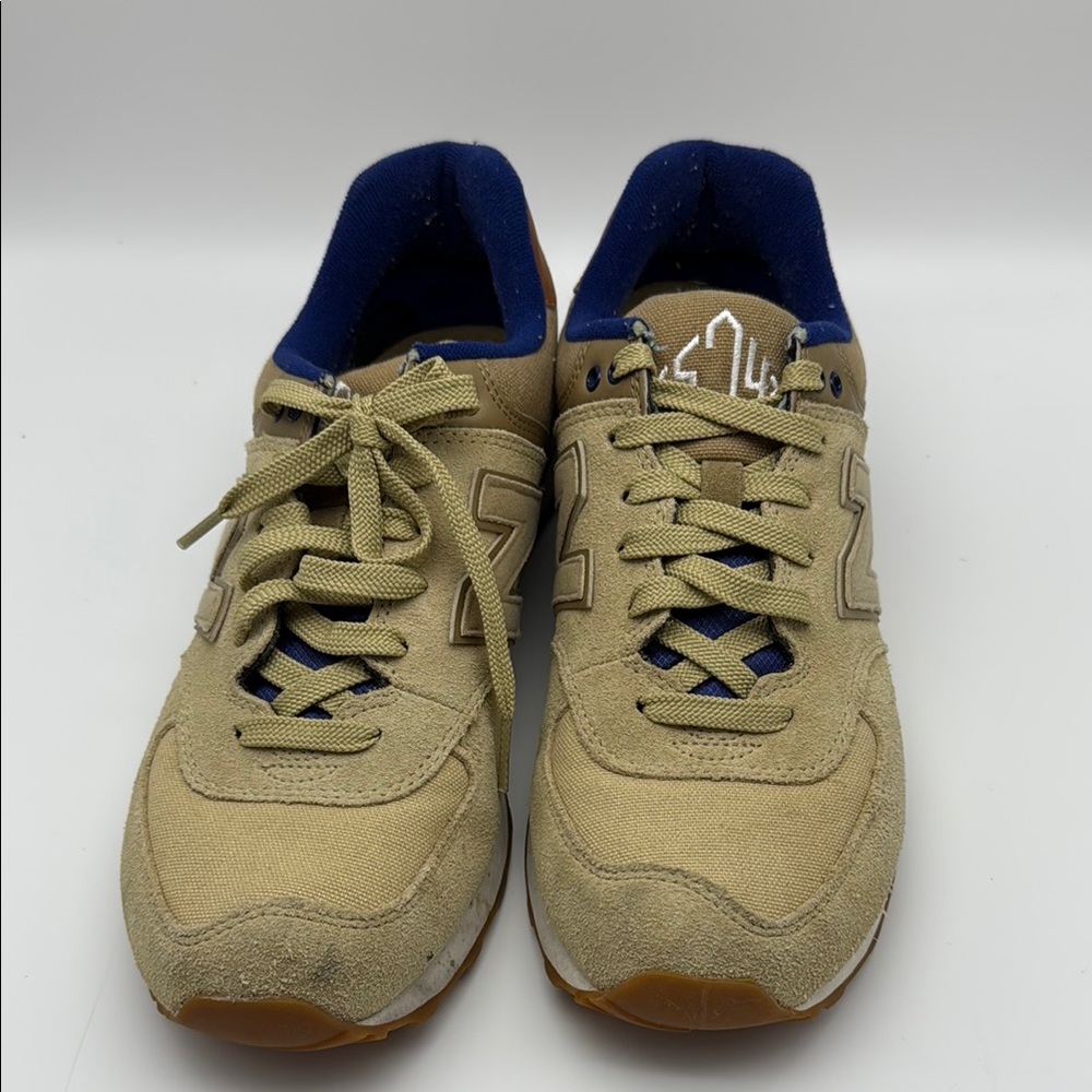 New Balance Men's Beige and Navy Sneakers